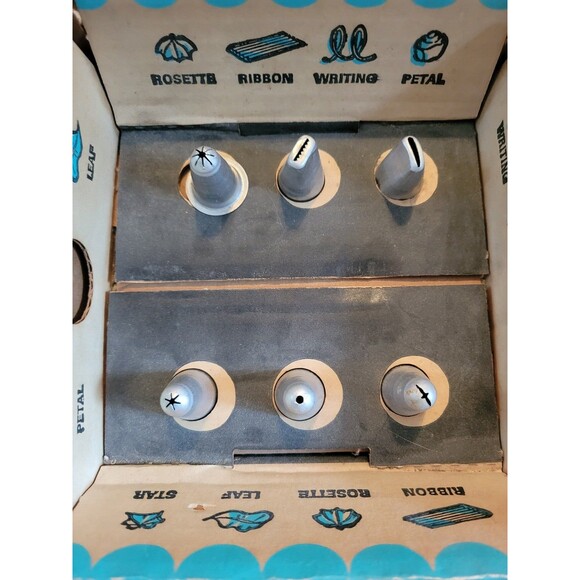 Vintage Aluminum Decorator Tips - Picture 3 of 5